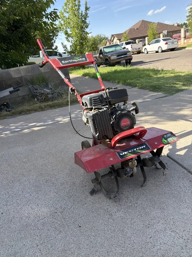 Vector Earthquake Tiller